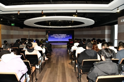 机器人学院软件工程系师生到高顺云港新能科技园区开展实践活动